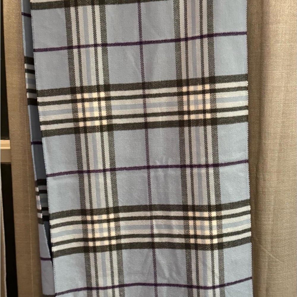 Plaid Cashmere feel Scarf in Blue and Gray